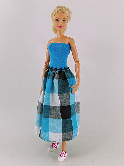 Barbie - Dlouhé kostkové — foto 1