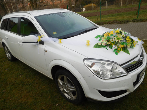 Kytice na auto - žlutá — foto 1