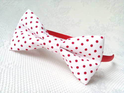 Pin Up čelenka (biela/červené bodky)