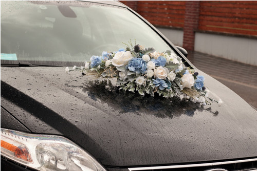 Dekorace na auto nevěsty "Modré nebe"