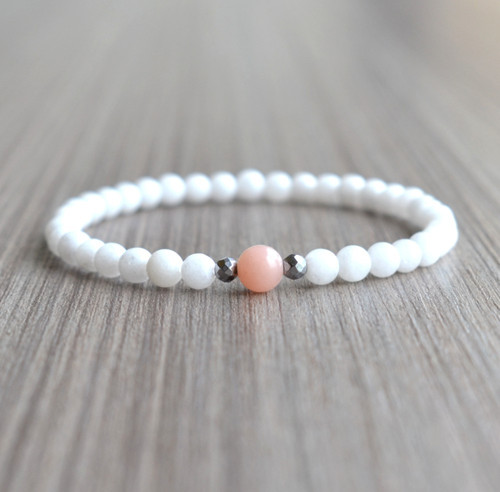 Minimalistický BÍLÝ NEFRIT/ OPÁL / HEMATIT — foto 1