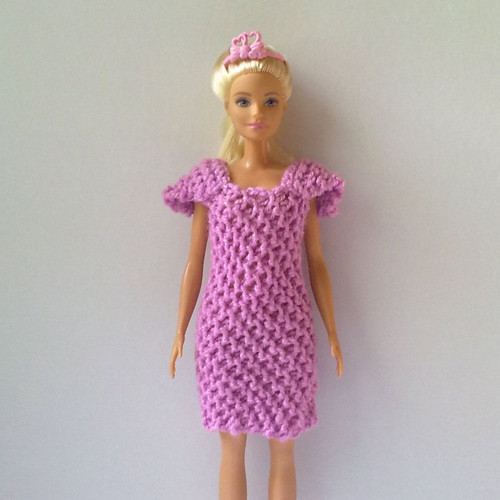 Oblečky pro Barbie - šaty + čelenka — foto 1