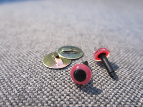 Bezpečnostní oči, růžová barva, 6mm