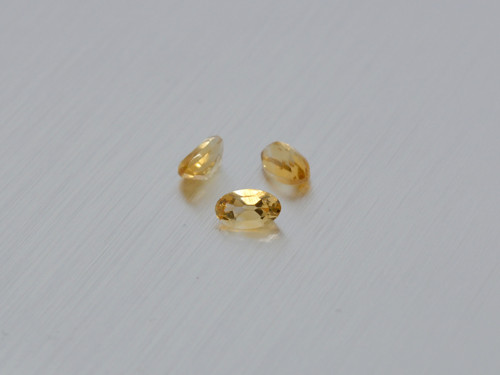 CITRÍN přírodní 3x5 mm ovál