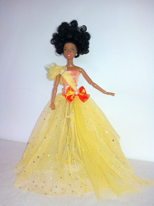 Šaty pro Barbie — foto 1