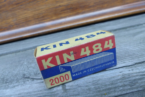KIN 484...retro kovové kancelářské spojovače