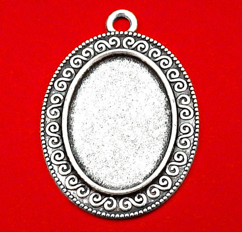 Stříbrný přívěsek s oválným lůžkem 25x18mm