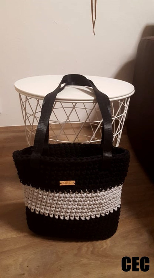 Černošedá - špagátková na rameno No.2 — foto 1