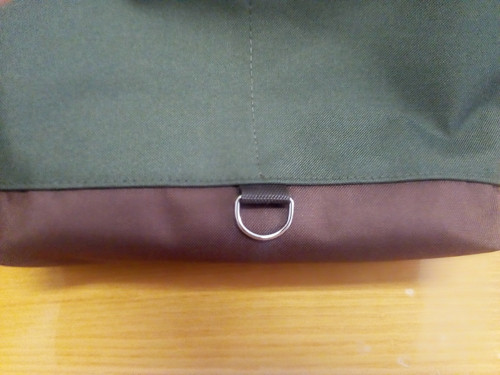 Tmavě hnědé dno — foto 1