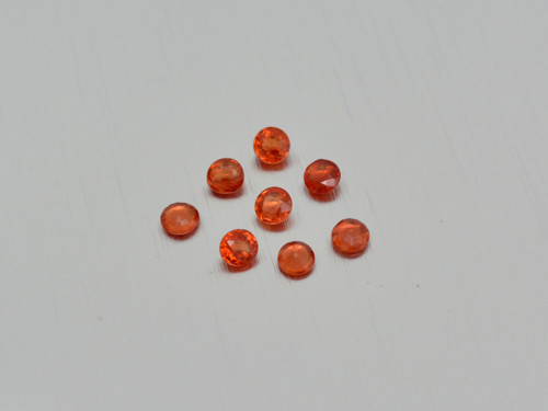 SAFÍR přírodní červený 2,9 mm kulatý NAHŘÍVANÝ