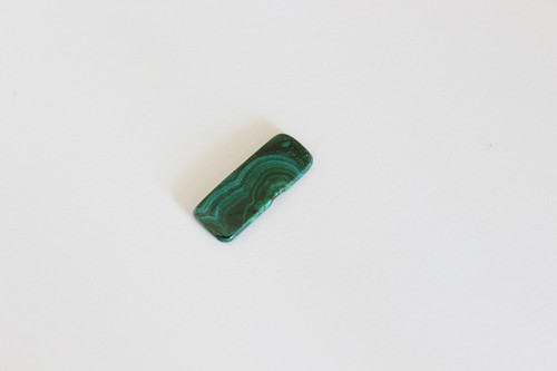 Malachit - kabošon 7x18 mm — foto 1