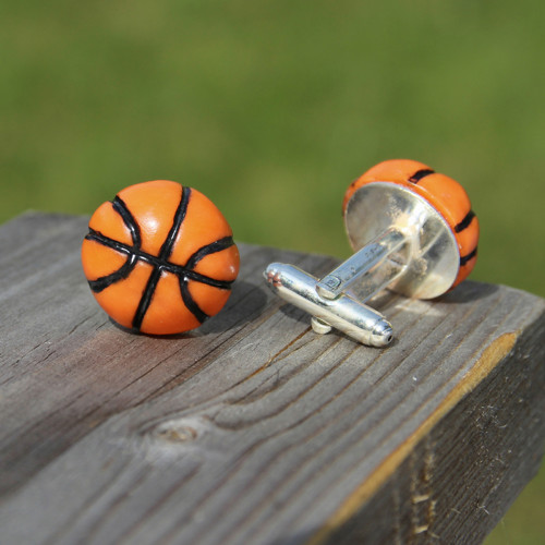 Basketbalové míče -manžetové knoflíčky