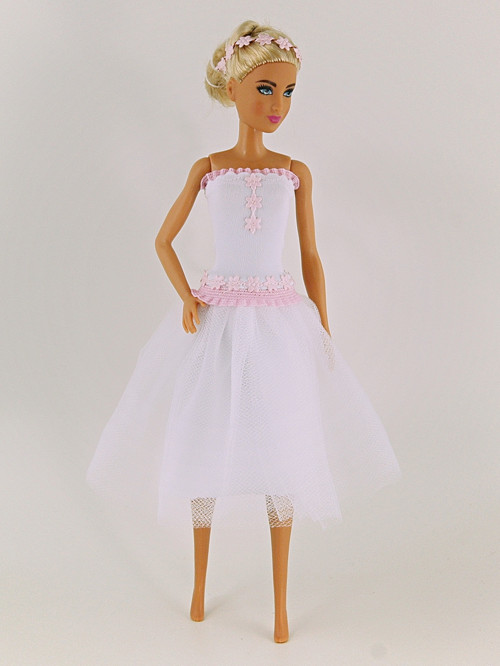 Barbie - Svatební krátké — foto 1