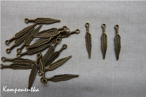 Přívěšek peříčko 27x4mm 2kusy