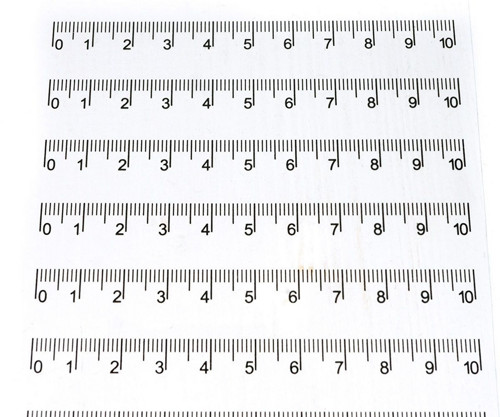 Plastové 10 centimetrové školní pravítko
