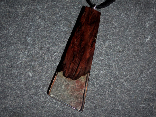 Dřevěný šperk - Jarrah — foto 1