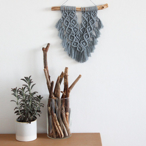 Šedé macramé střední — foto 1