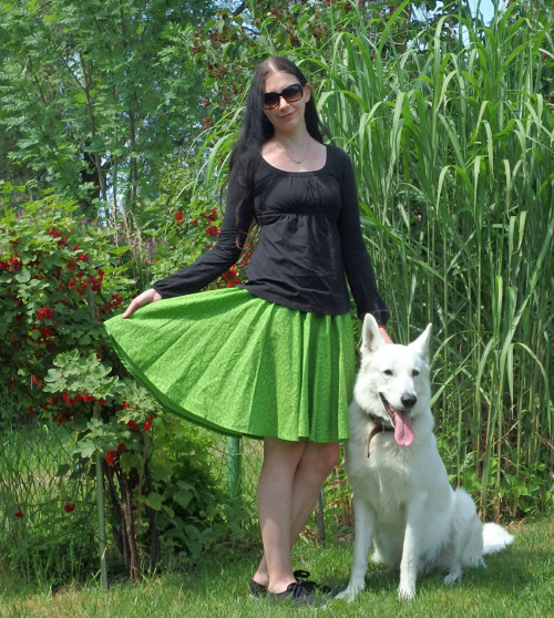 Opravdická kolová, zelené paisley — foto 1