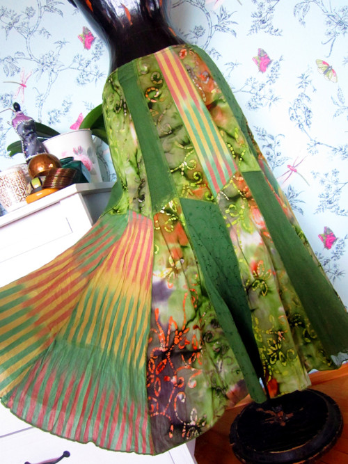 Sukně patchwork v zeleni — foto 1