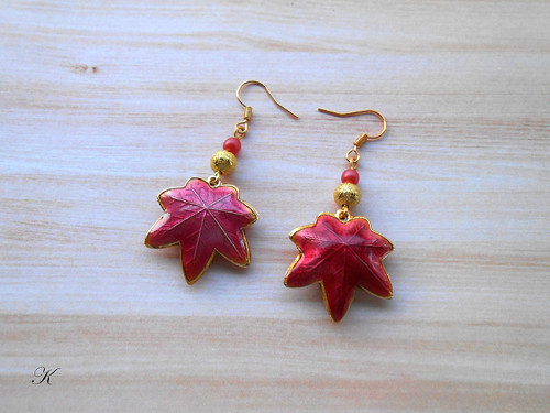 Náušnice cloisonné listy javorové barvy starorůž.