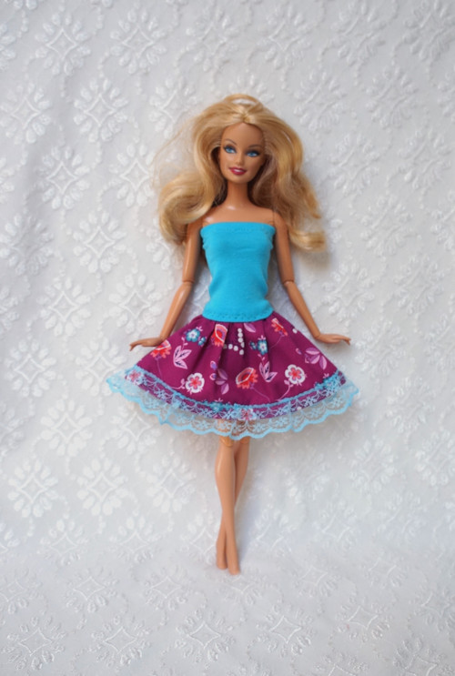 Letní natahovací šaty — foto 1