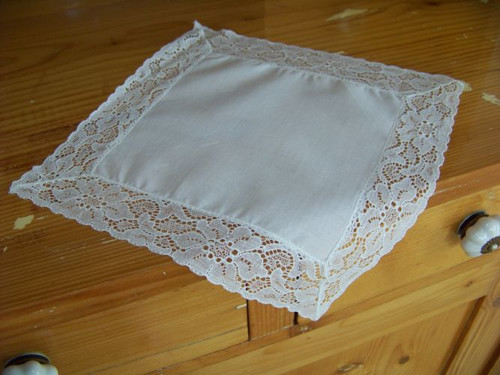 Dečka s krajkou No.8