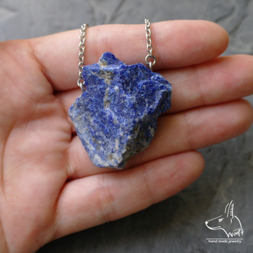 Přírodní lapis lazuli — foto 1