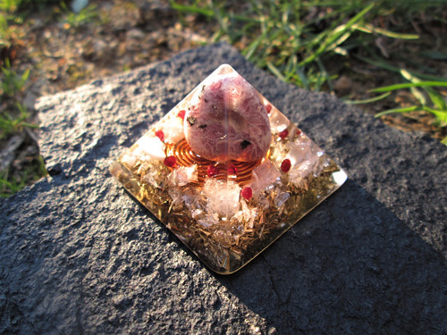 Org. pyramida ,, Šamanské energie " — foto 1