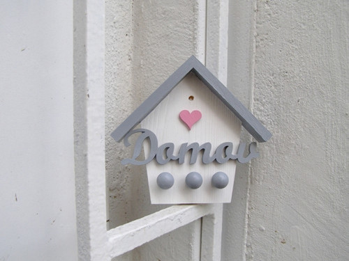 Věšáček na klíče - domeček - domov - šedá