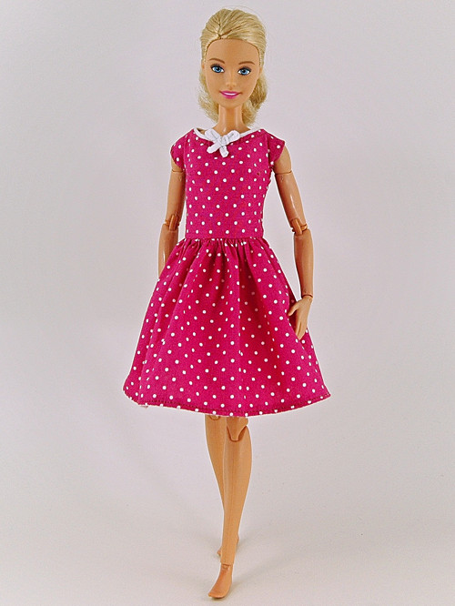 Barbie - šaty s bílým puntíkem — foto 1