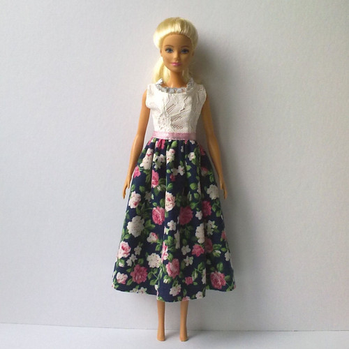 Oblečky na Barbie — foto 1