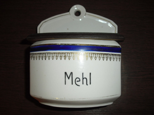 Starožitná porcelánová KOŘENKA Mehl, dóza s víčkem