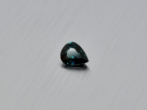 SAFÍR přírodní modrý hruška 4,9x6,2 mm BEZ ÚPRAV
