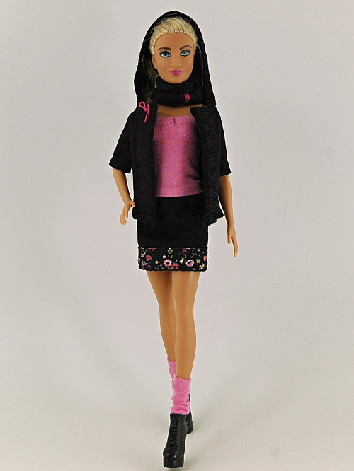 Barbie - Kabátek černý — foto 1