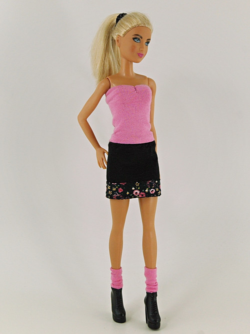 Barbie - Růžovočerná sukně — foto 1
