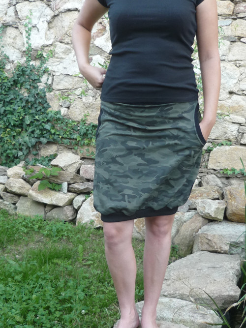 Úpletová sukně - khaki maskáč — foto 1
