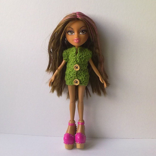 Oblečky pro BRATZ - svetřík — foto 1
