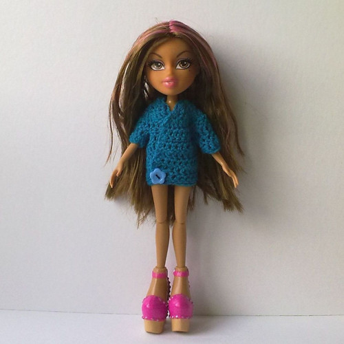 Oblečky pro BRATZ - svetřík — foto 1
