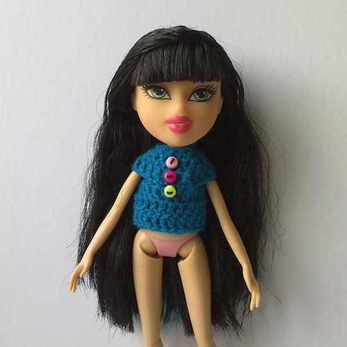 Oblečky pro BRATZ - svetřík — foto 1