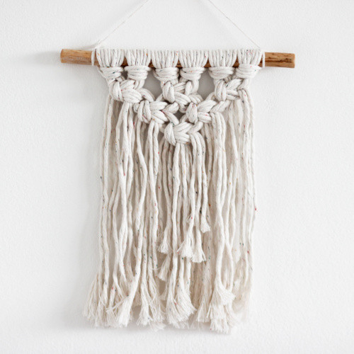 Duhový prach - macramé menší — foto 1