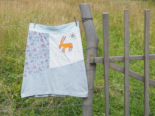 Sukně se sobem — foto 1