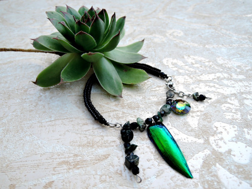 Boho náramek s přívěsky "Beetle II." — foto 1