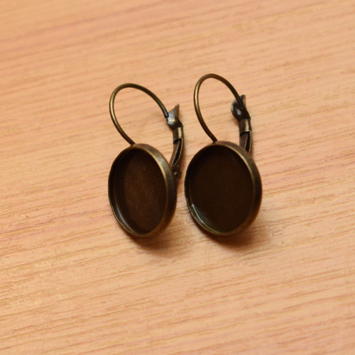 Zavírací háčky s lůžkem 14mm - starobronz - 2 kusy