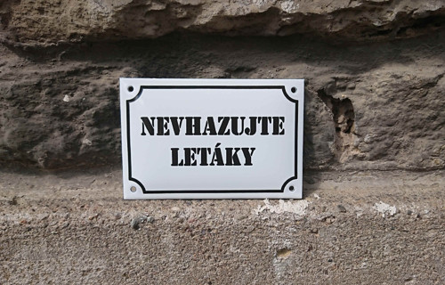 Nevhazujte Letáky