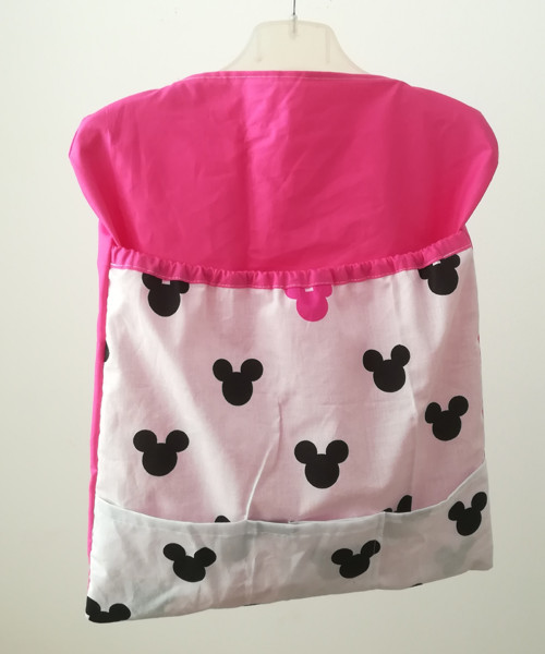 Mickey kapsář na ramínko do školky