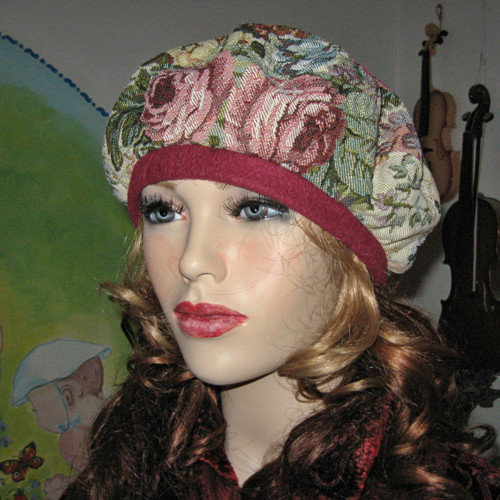 Baretka gobelínka 13469 — foto 1