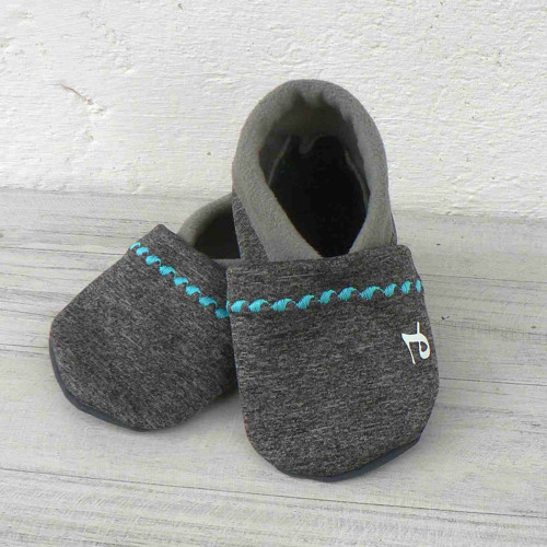 Capáčky šedé 15cm — foto 1
