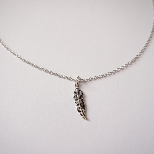 Náhrdelník s pírkem