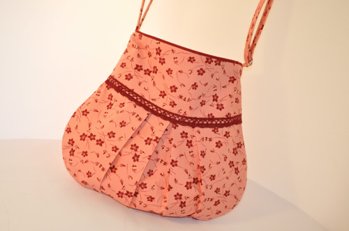 CROSSBODY - Lososová