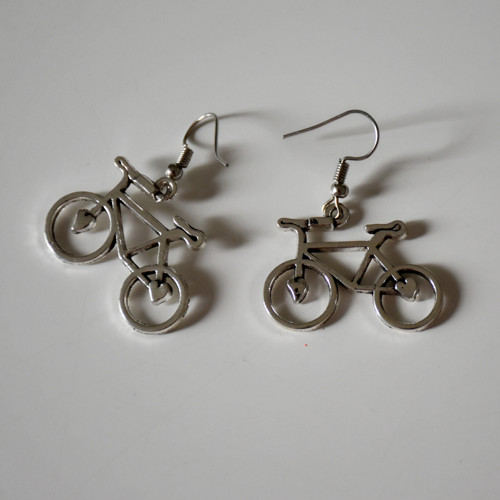 Bikerské náušnice — foto 1